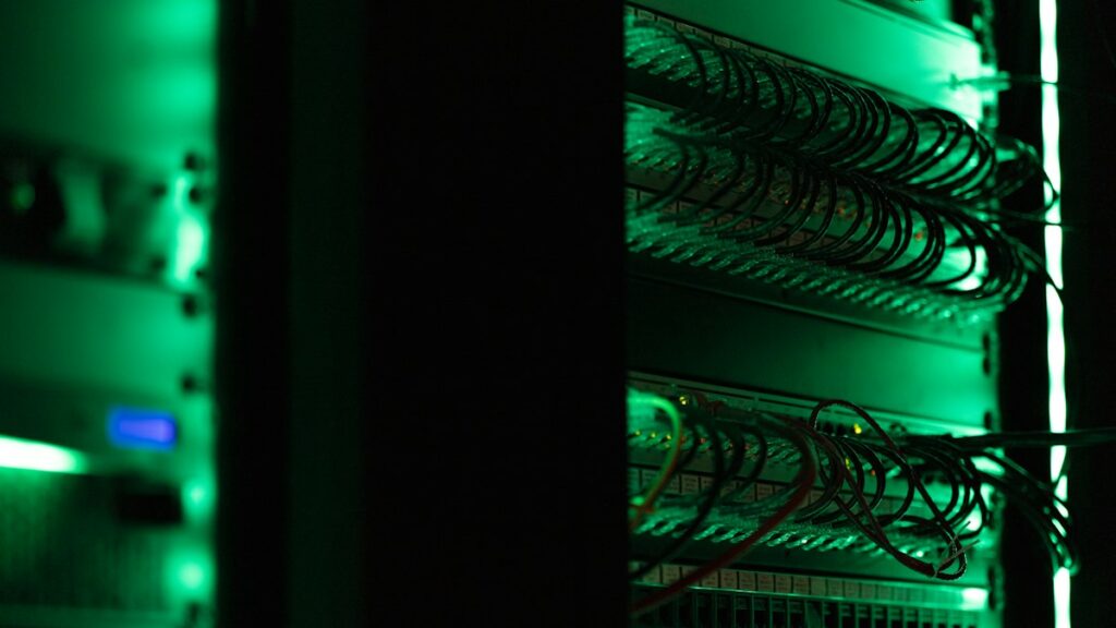 Web hosting server rack that affects WordPress response time